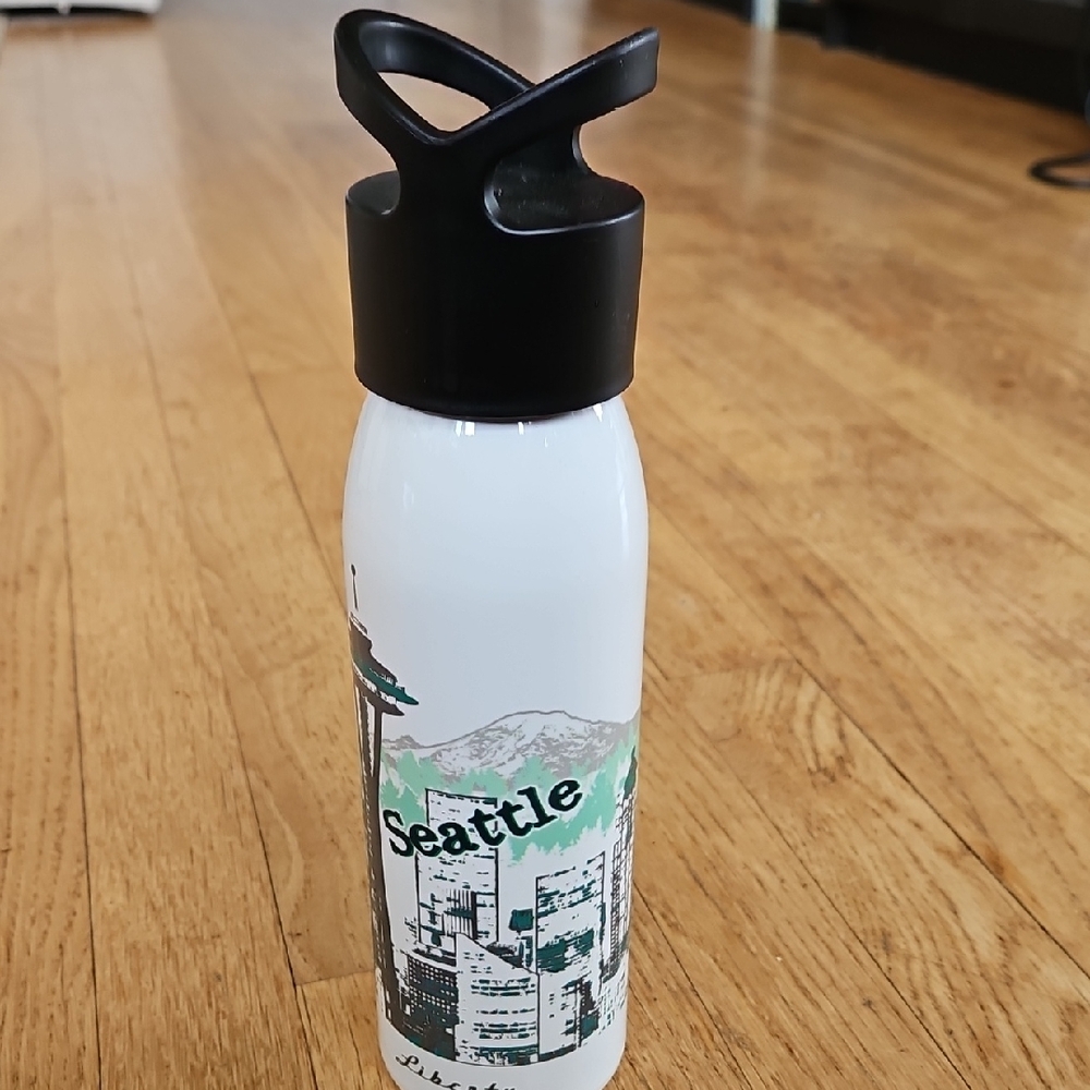 NEW Liberty Originals Water Bottle SEATTLE USO